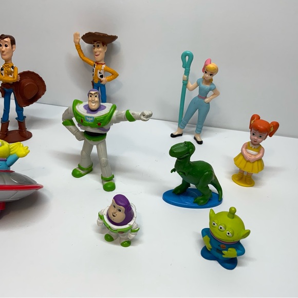 Mixed Lot of 10 Disney Pixar Toy Story Figures & Toys Woody Buzz Lightyear Alien - Picture 4 of 5